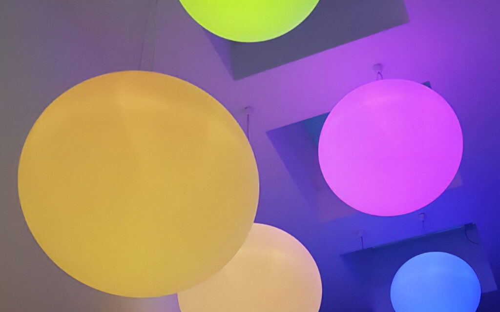 rota-form - rota light - ARICON - SCULPTURAL POLYMER LUMINAIRES - Space - Variations - colors